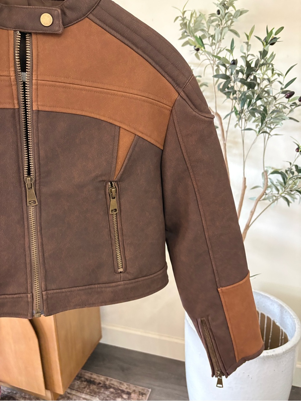 Lioness Brown Two-Tone Leather Jacket - Picture 6 of 6